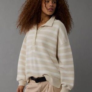 American Eagle Outfitters Cream Stripped Sweatshirt Size M